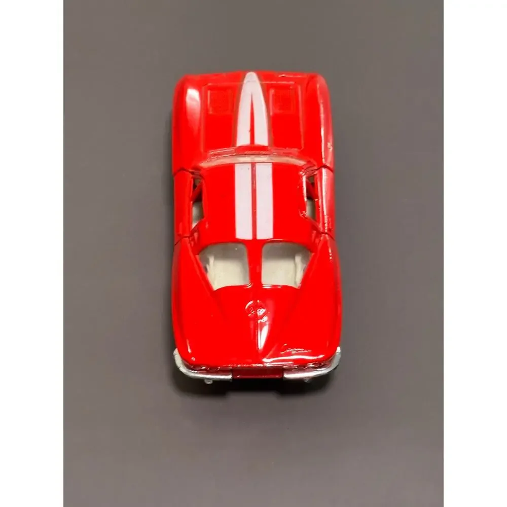 Majorette Red  '63 1963 Corvette Sting Ray Opening Doors 1/32 Scale